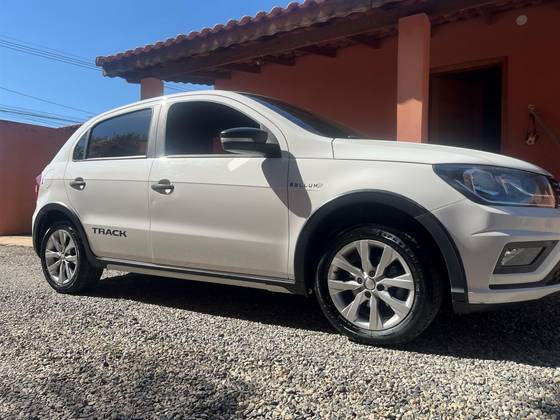 VOLKSWAGEN GOL 1.0 12V MPI TOTALFLEX TRACK 4P MANUAL